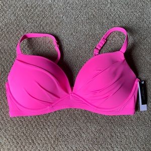 Pink Victoria’s Secret bikini top